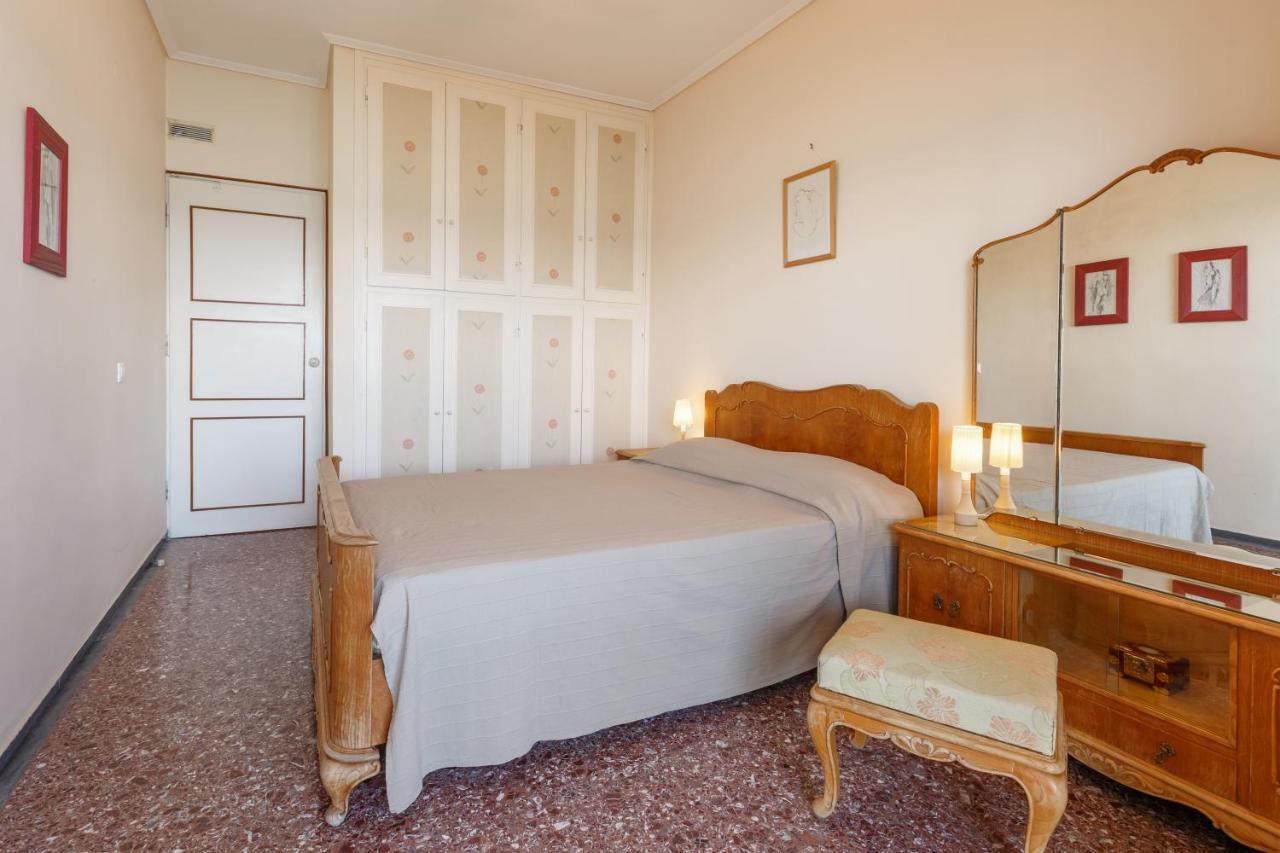 Metaxa Seafront Apartment Peraía Екстериор снимка