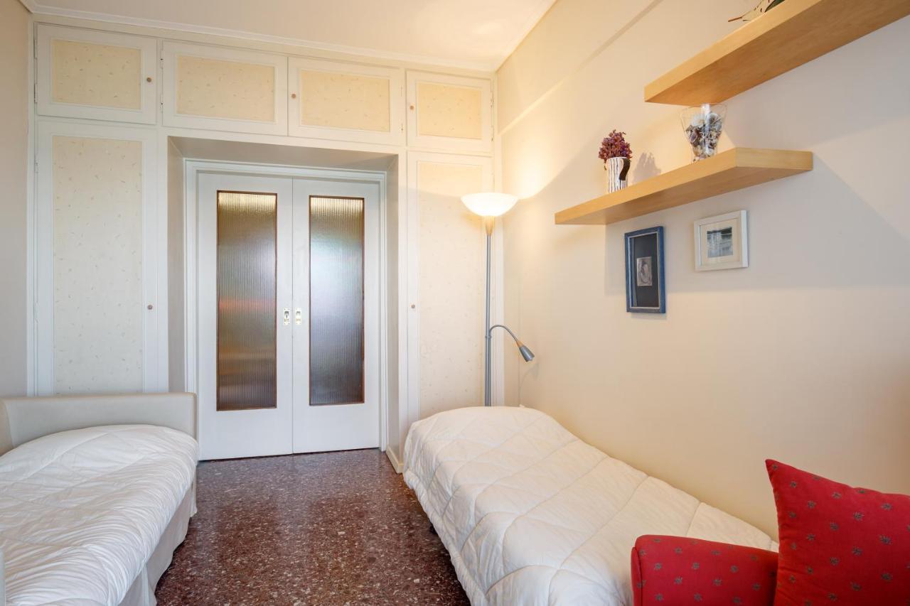 Metaxa Seafront Apartment Peraía Екстериор снимка