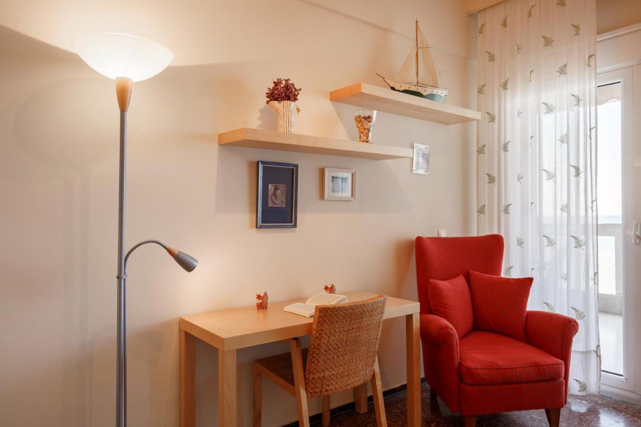 Metaxa Seafront Apartment Peraía Екстериор снимка